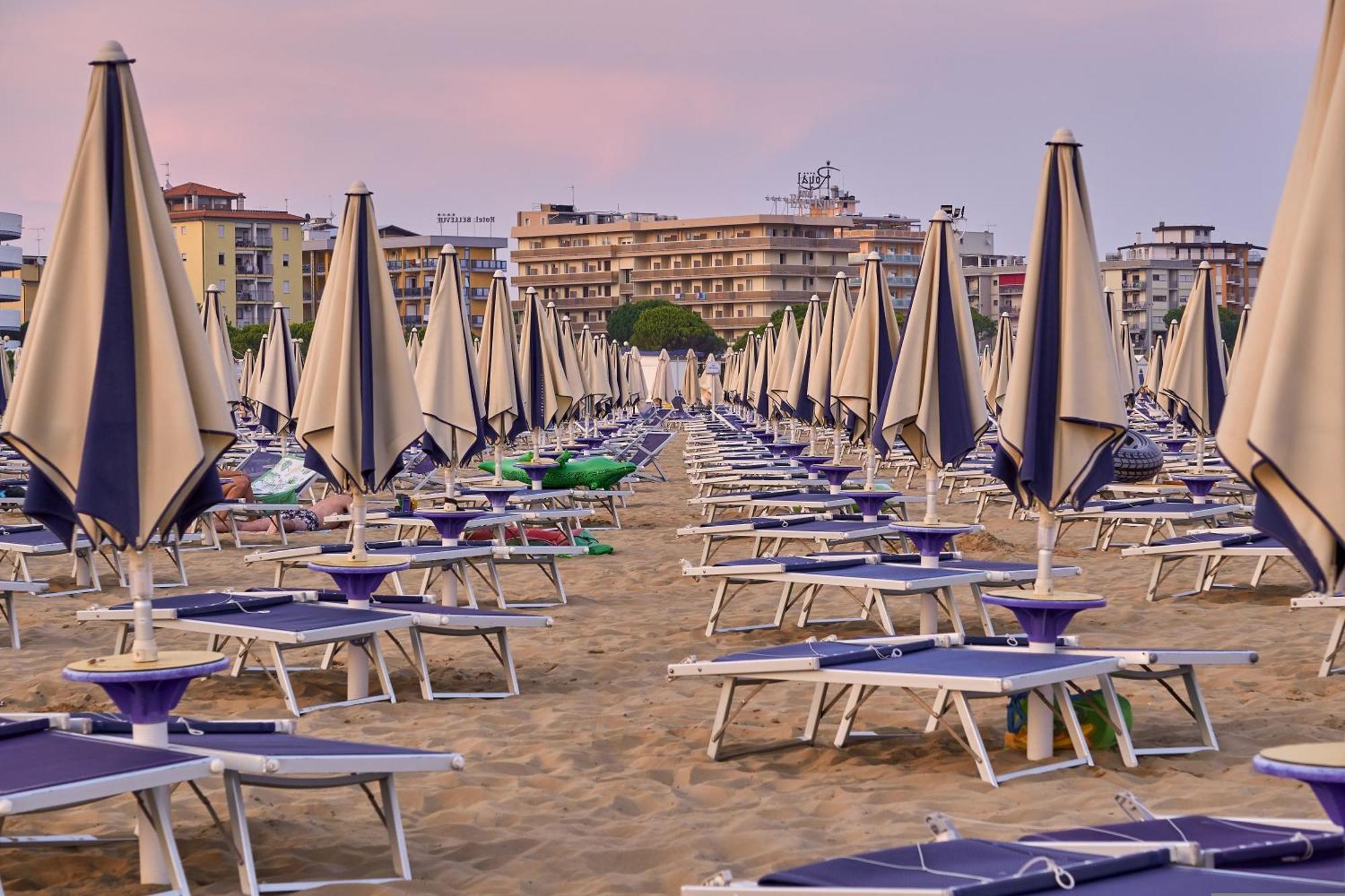 Nice Apartment With Huge Swimming Pool And Solarium Bibione Zewnętrze zdjęcie